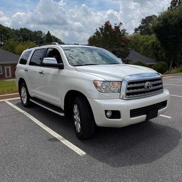 Toyota Sequoia  2013