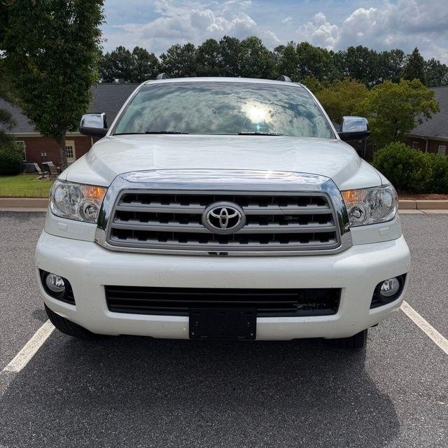 Toyota Sequoia  2013
