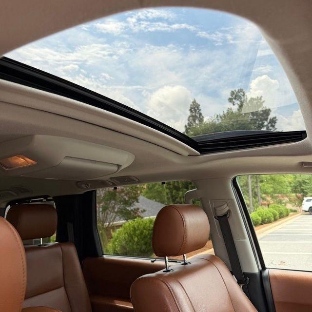 Toyota Sequoia  2013
