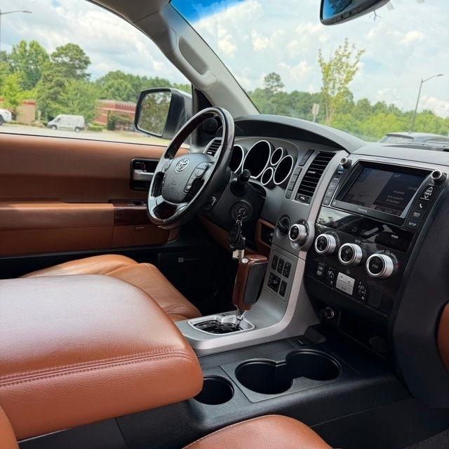 Toyota Sequoia  2013