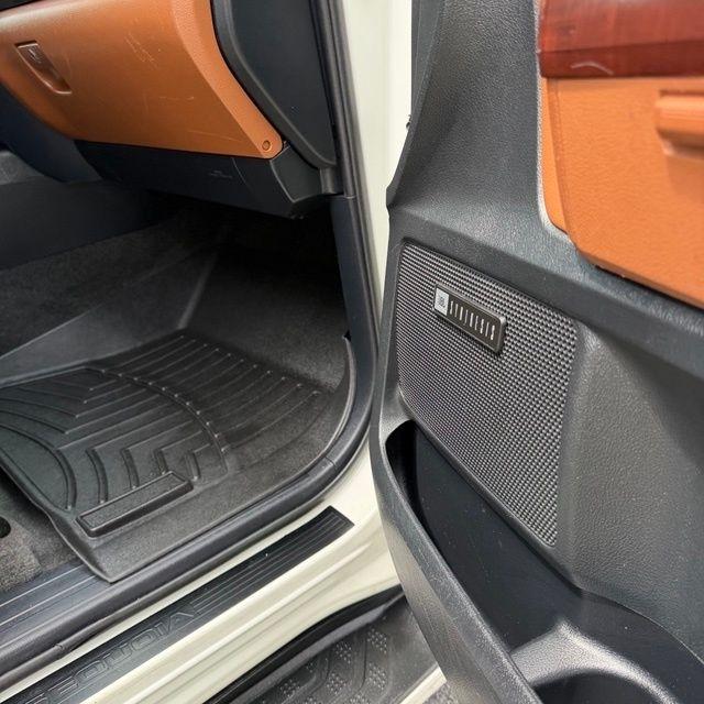Toyota Sequoia  2013
