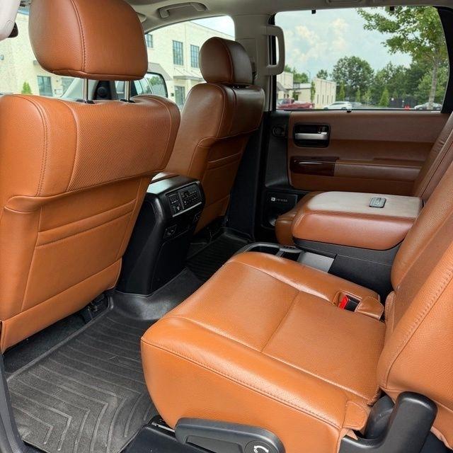 Toyota Sequoia  2013