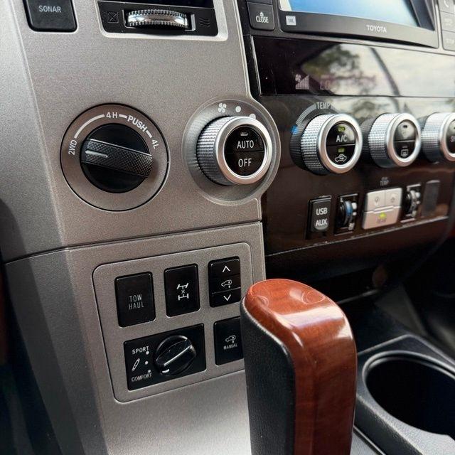 Toyota Sequoia  2013