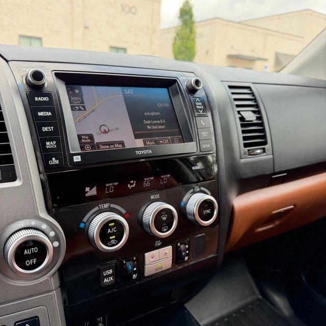 Toyota Sequoia  2013
