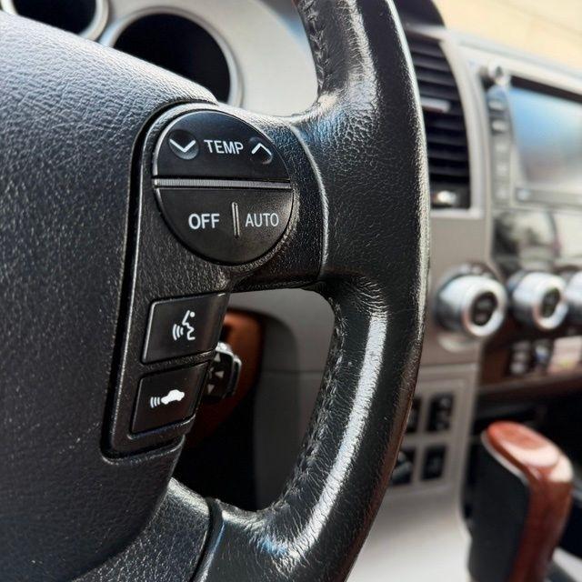 Toyota Sequoia  2013