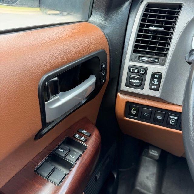 Toyota Sequoia  2013