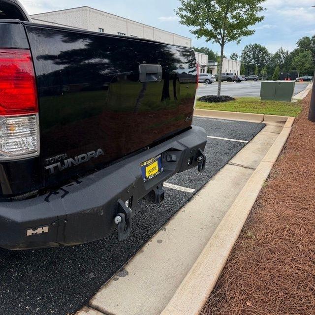 Toyota Tundra  2013
