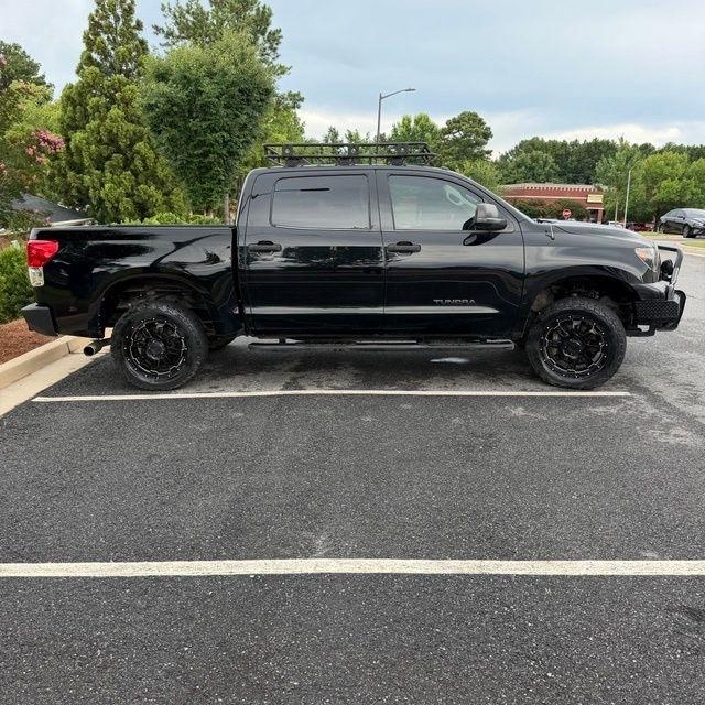 Toyota Tundra  2013