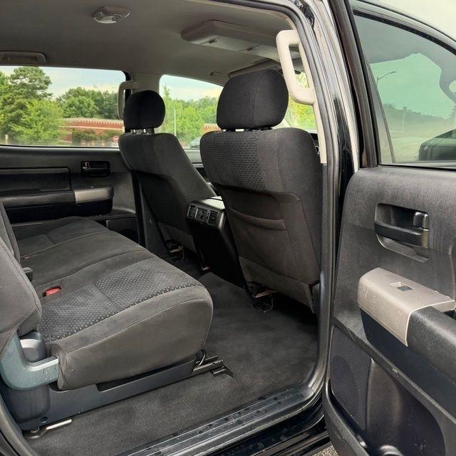 Toyota Tundra  2013