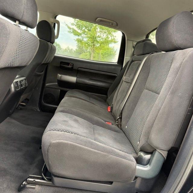 Toyota Tundra  2013