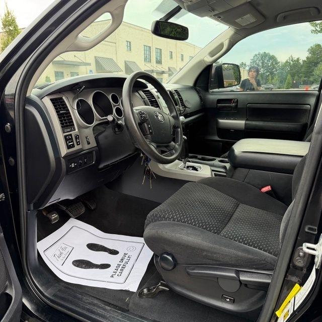Toyota Tundra  2013