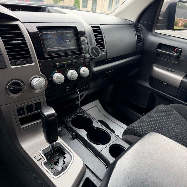 Toyota Tundra  2013