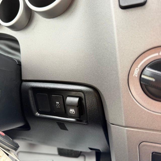 Toyota Tundra  2013