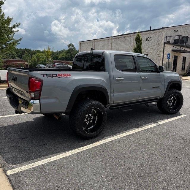 Toyota Tacoma  2018