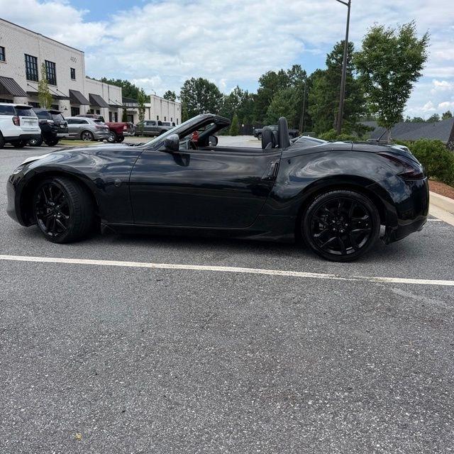 Nissan Z  2010
