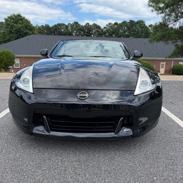 Nissan Z  2010