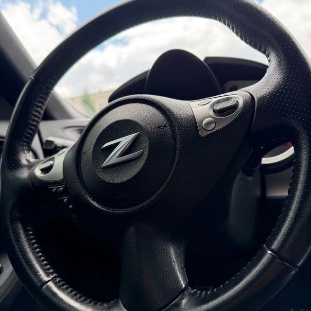 Nissan Z  2010