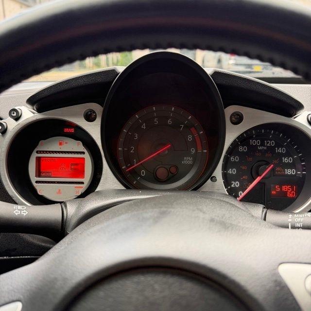 Nissan Z  2010