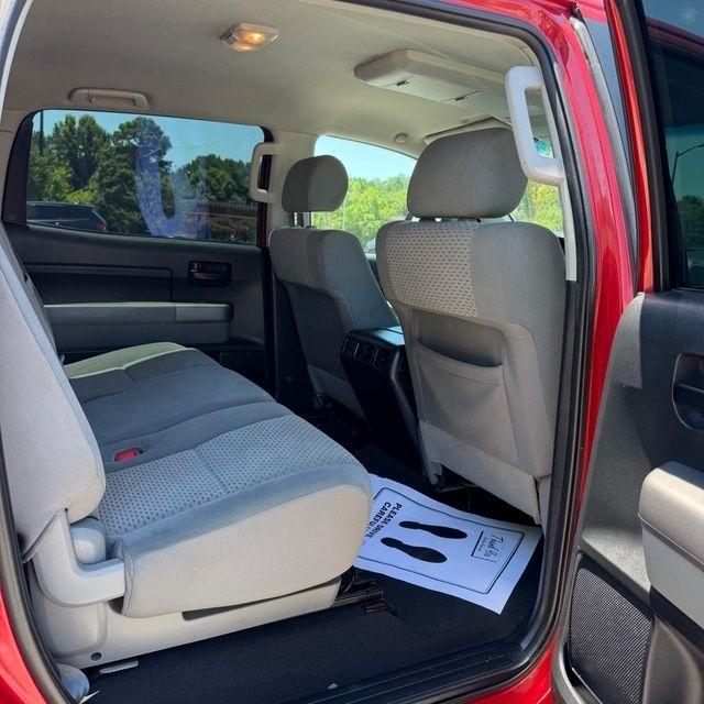 Toyota Tundra  2012