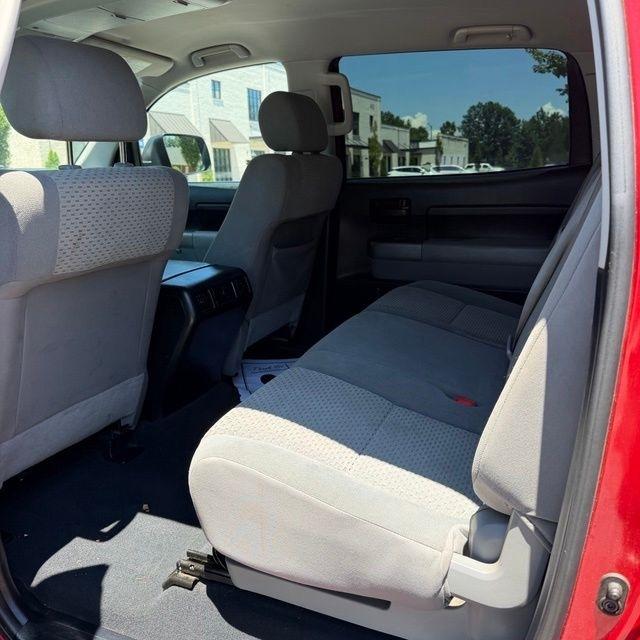 Toyota Tundra  2012