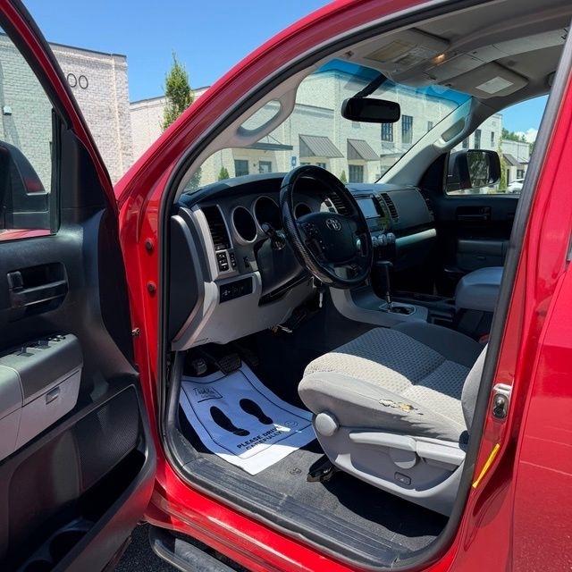 Toyota Tundra  2012