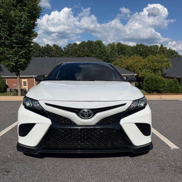 Toyota Camry  2021