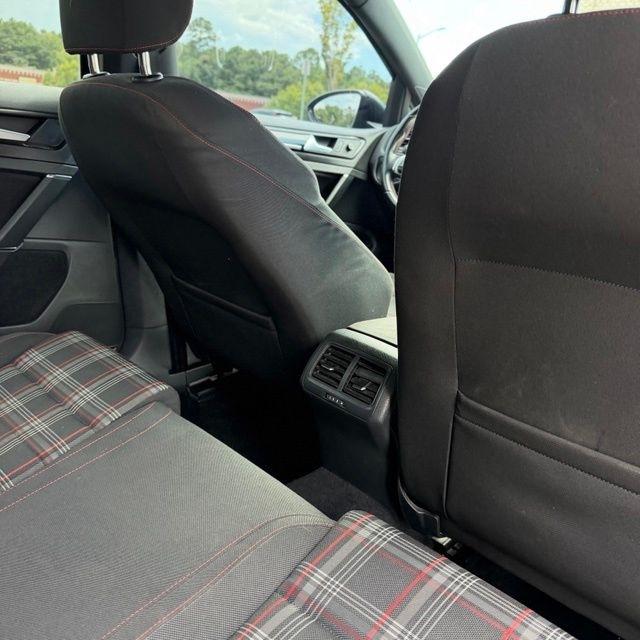 Volkswagen Golf GTI  2017
