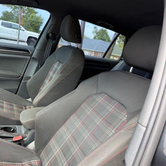 Volkswagen Golf GTI  2017