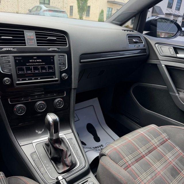Volkswagen Golf GTI  2017
