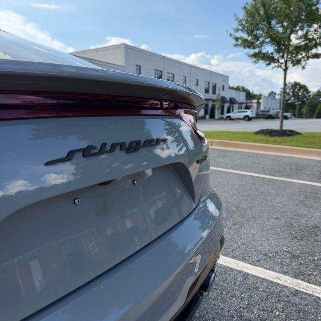 Kia Stinger  2021