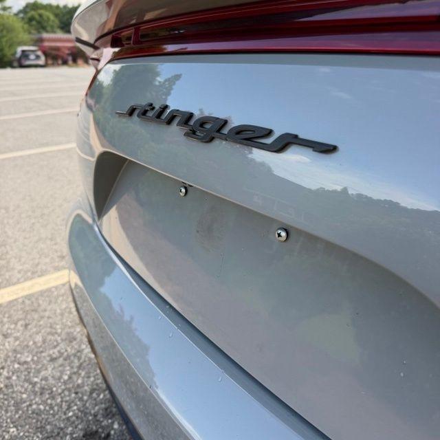 Kia Stinger  2021