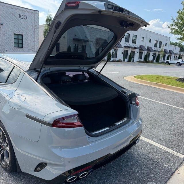 Kia Stinger  2021