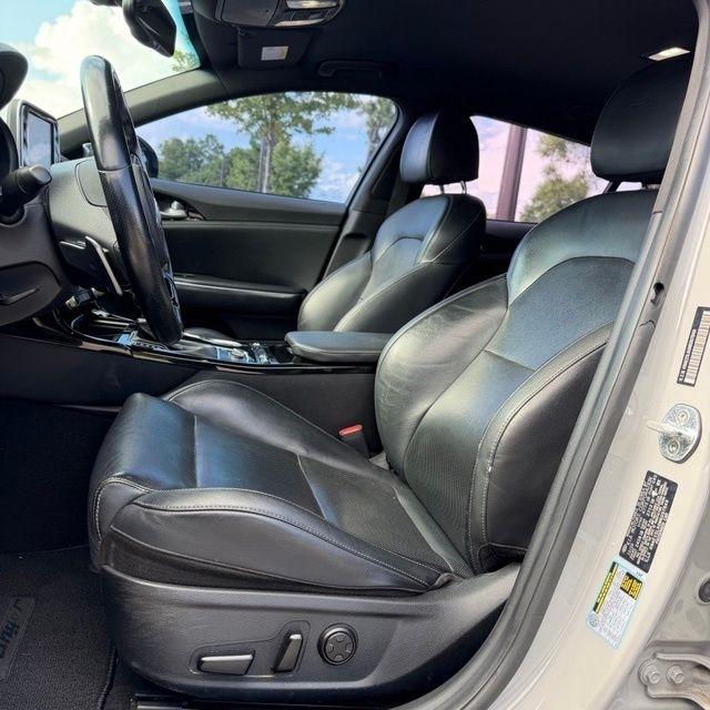 Kia Stinger  2021
