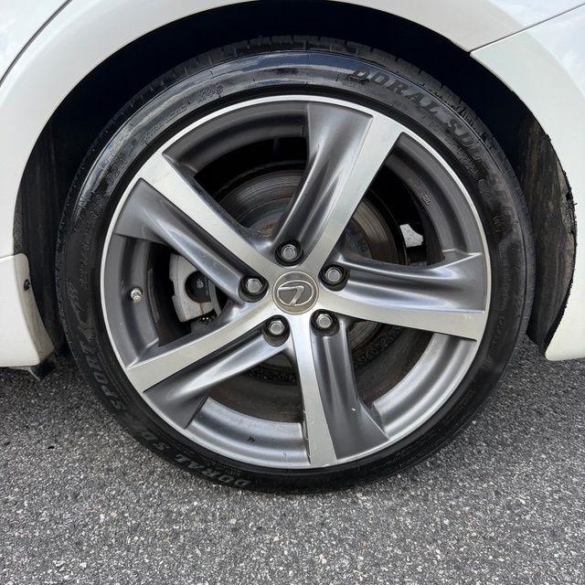 Lexus IS  2018