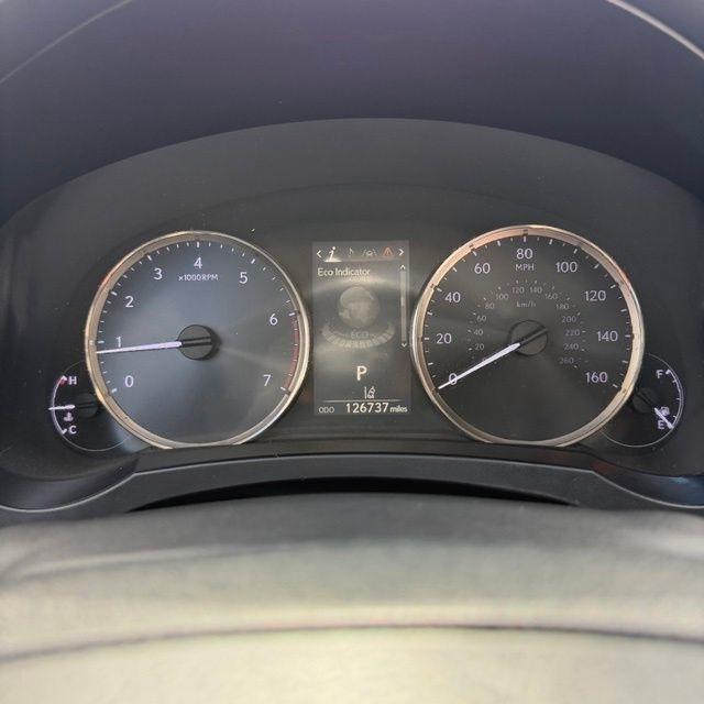 Lexus IS  2018