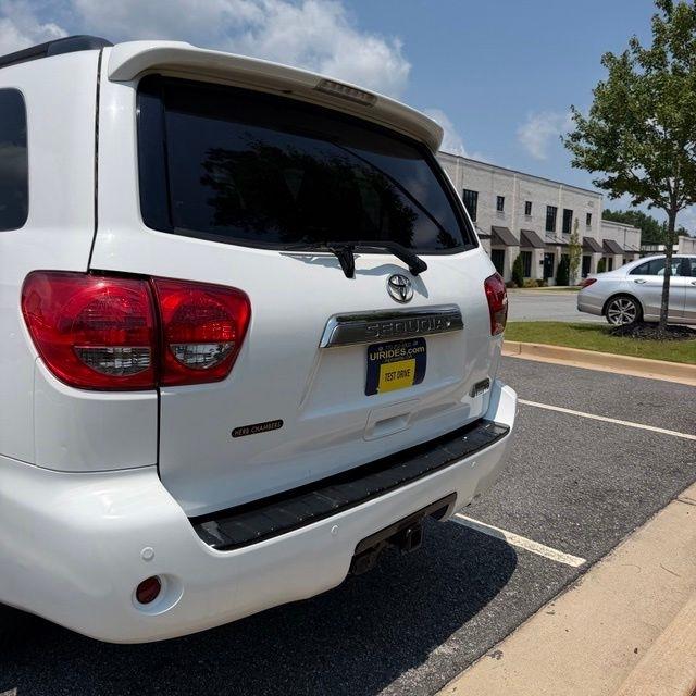 Toyota Sequoia  2017