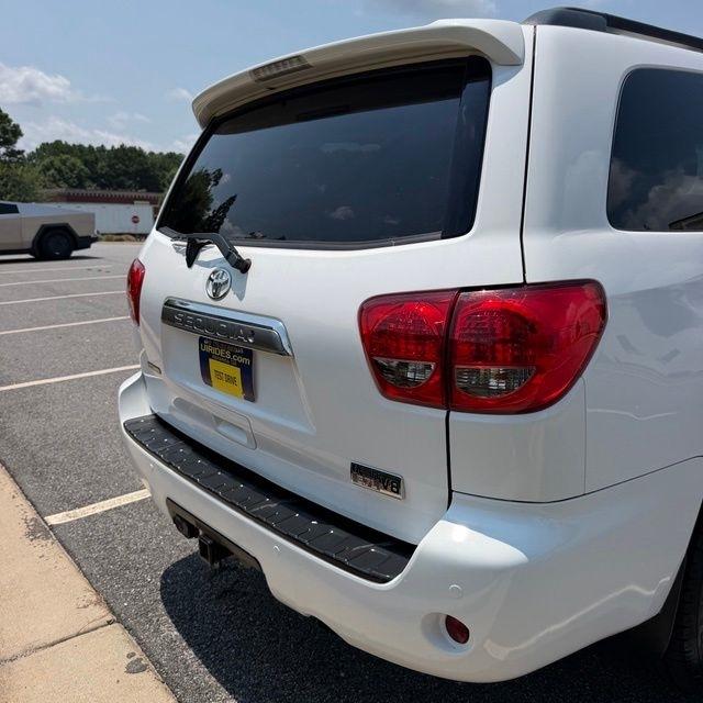 Toyota Sequoia  2017