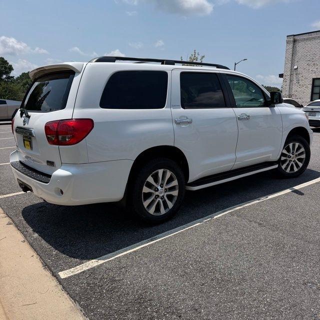 Toyota Sequoia  2017
