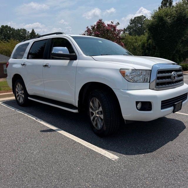Toyota Sequoia  2017