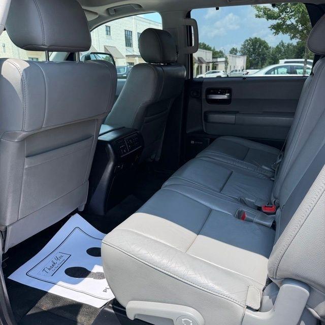 Toyota Sequoia  2017