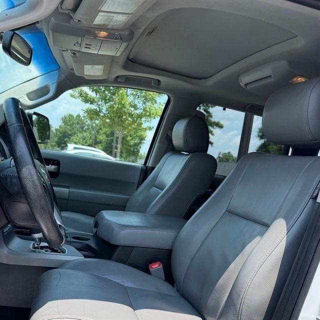 Toyota Sequoia  2017