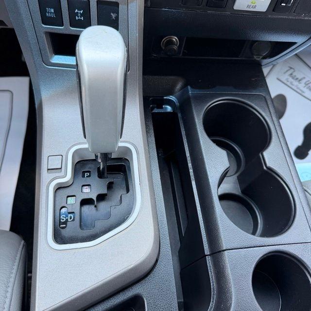 Toyota Sequoia  2017