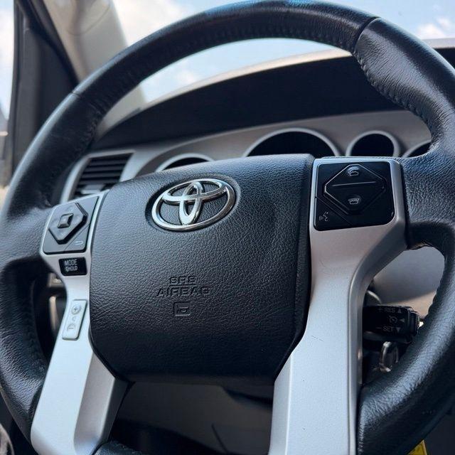 Toyota Sequoia  2017