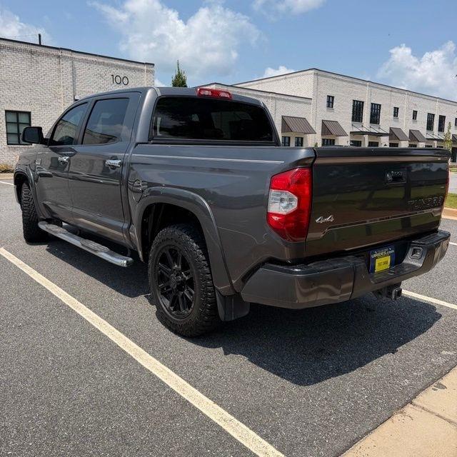 Toyota Tundra  2015