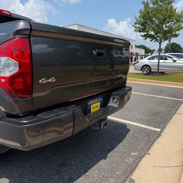 Toyota Tundra  2015