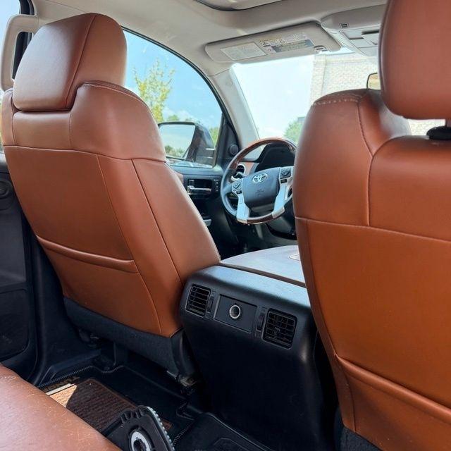 Toyota Tundra  2015
