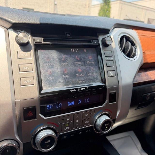 Toyota Tundra  2015