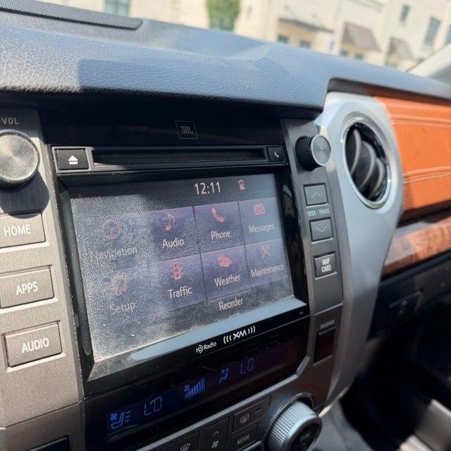 Toyota Tundra  2015