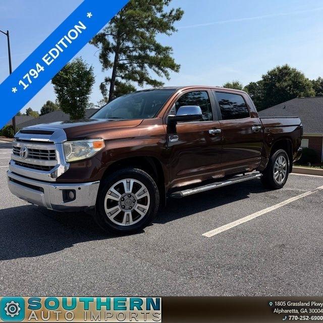 Toyota Tundra  2015