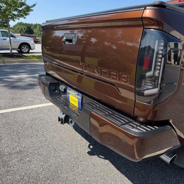 Toyota Tundra  2015